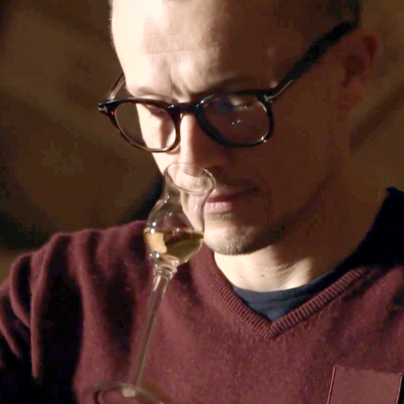 grappa-invecchiata-degustazione-bicchiere